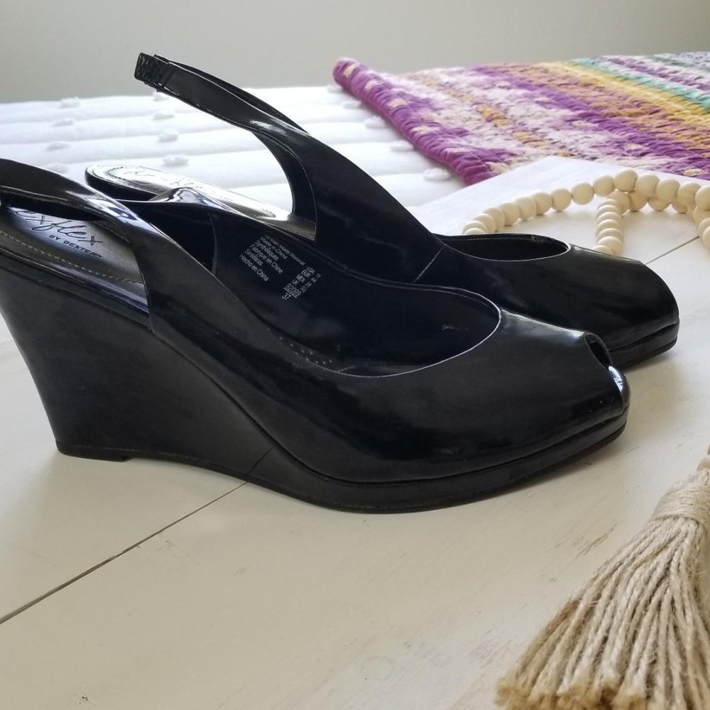 Dexflex Black Patent Comfort Wedges